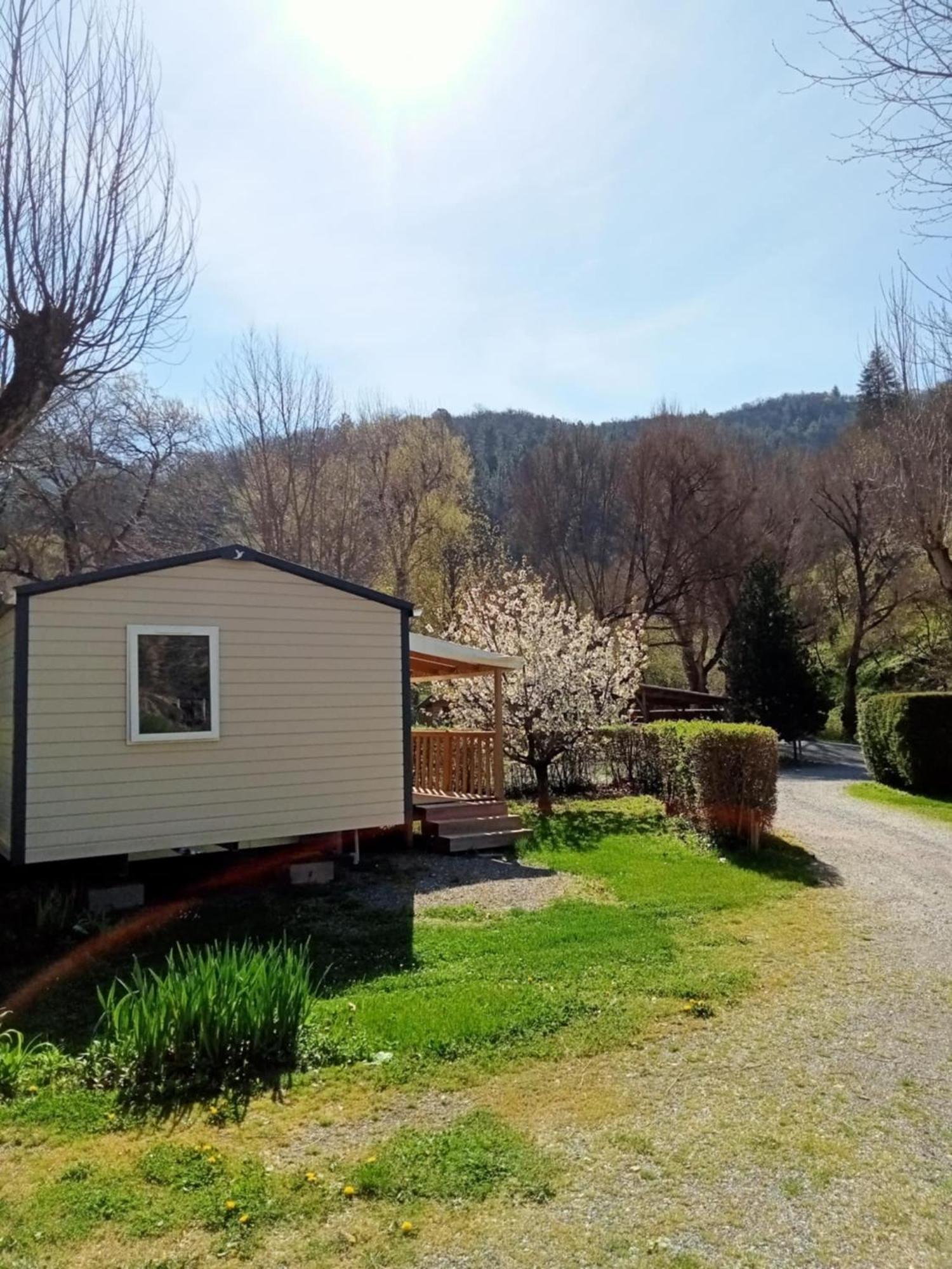Camping Du Bourg Digne-les-Bains Buitenkant foto