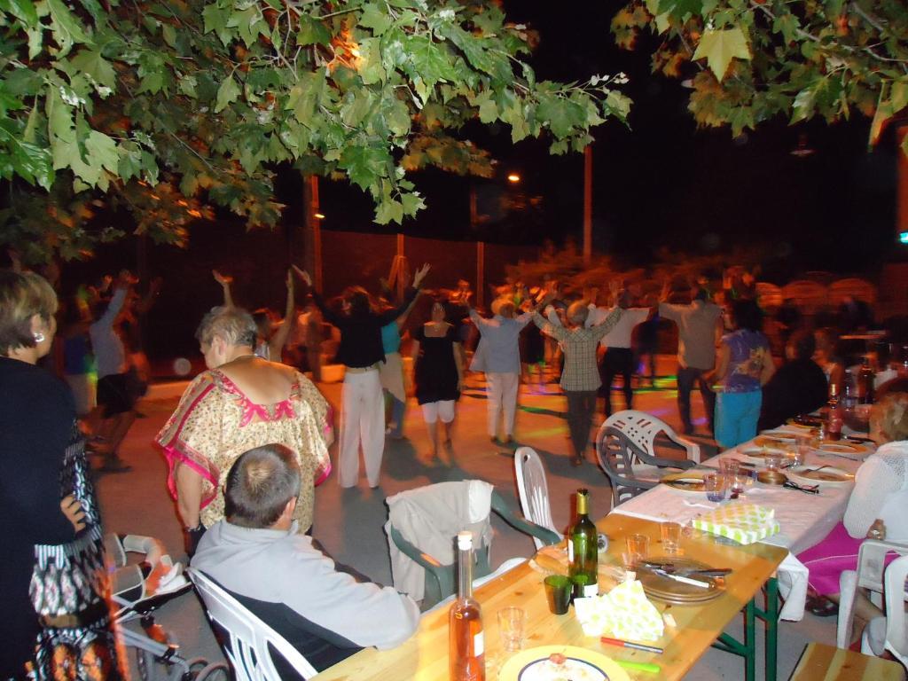 Camping Du Bourg Digne-les-Bains Buitenkant foto