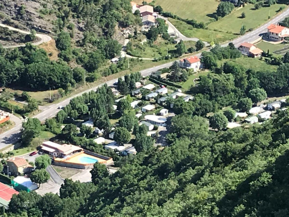 Camping Du Bourg Digne-les-Bains Buitenkant foto